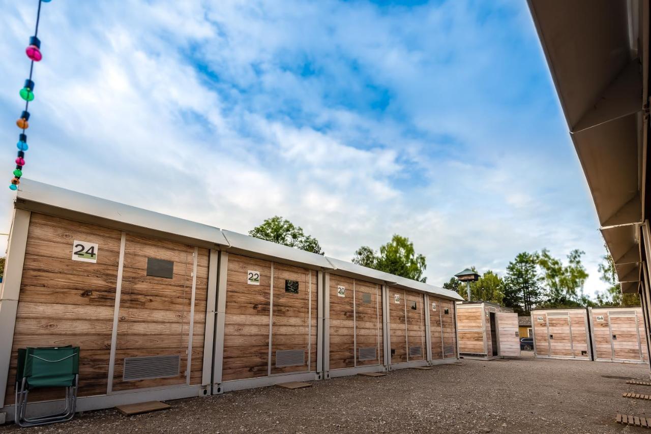 Oktoberfest Wiesn Camp Lodge Munich Exterior photo